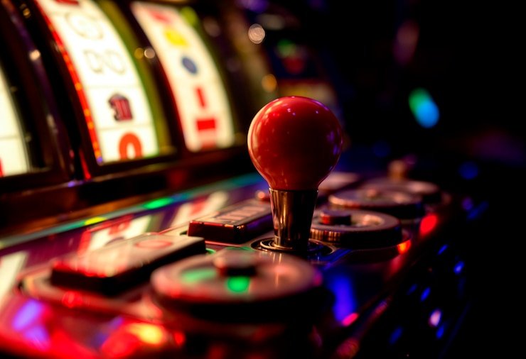 Live dealer blackjack multi-camera studio